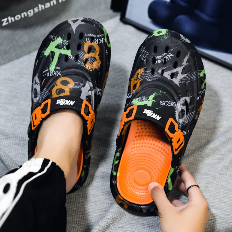 2025 New Men's Clogs Slippers Home Platform Sandals Summer Outdoor Beach Water Shoes Non-slip Male Sneakers Lightweight Sandals